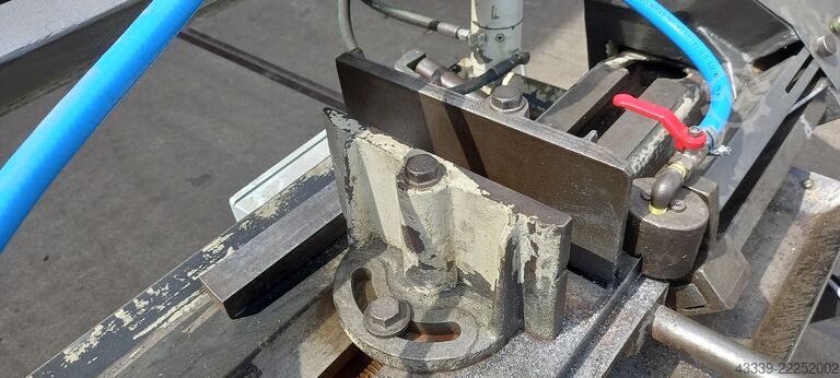 Band saw HESKA HES 260