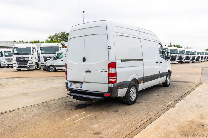 MERCEDES SPRINTER 211 DCI MERCEDES SPRINTER 211 DCI