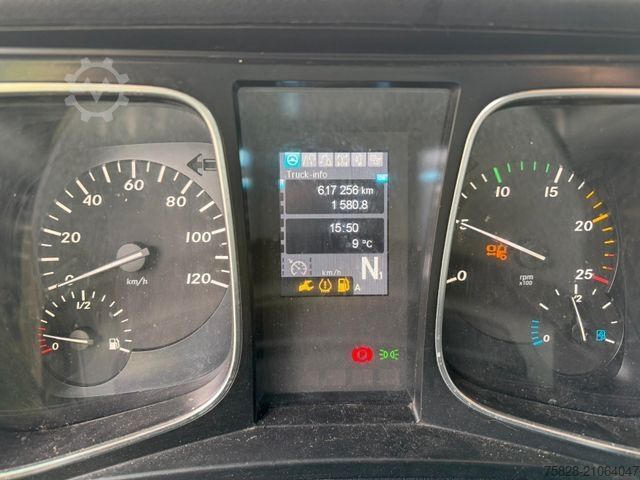 Standard tractor unit MERCEDES-BENZ Actros 1848 / Retarder