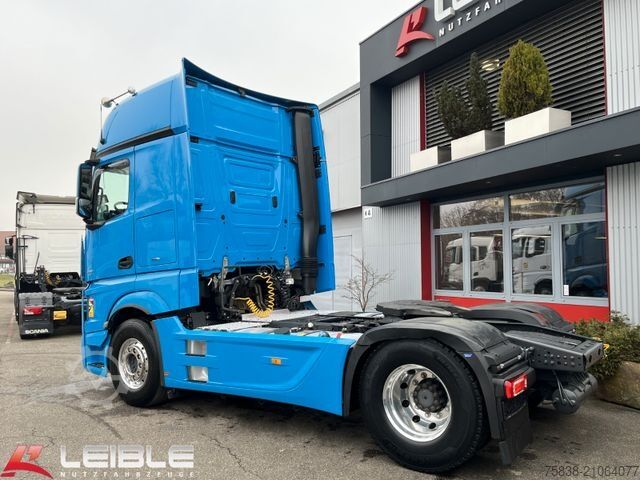 Standard SZM MERCEDES-BENZ Actros 1851*Giga Space*Vollluft*2xDieseltank*Alu