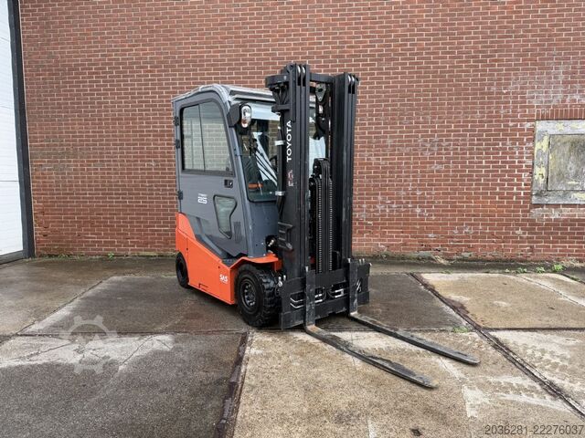 Elektro 4 Rad-Stapler Toyota 8FBMKT25