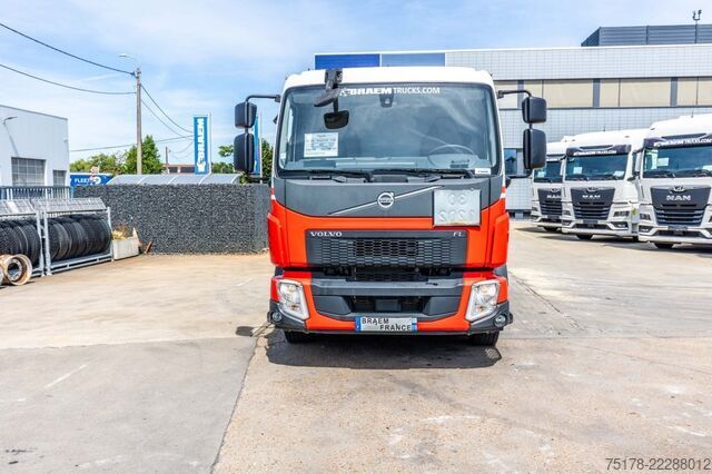 Fuel tanker VOLVO FL 280 +MAGYAR 11.000L+4COMP