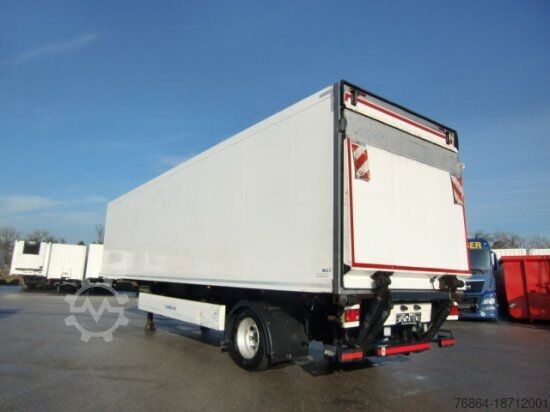 Tieflader-Sattelauflieger KRONE SZ/K CARRIER MAXIMA 1300 1-ACHSAUFLIEGER MIT HEBEBüHNE