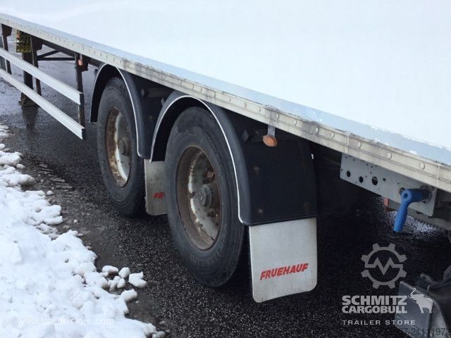 Box semitrailer Fruehauf Trockenfrachtkoffer Standard Ladebordwand