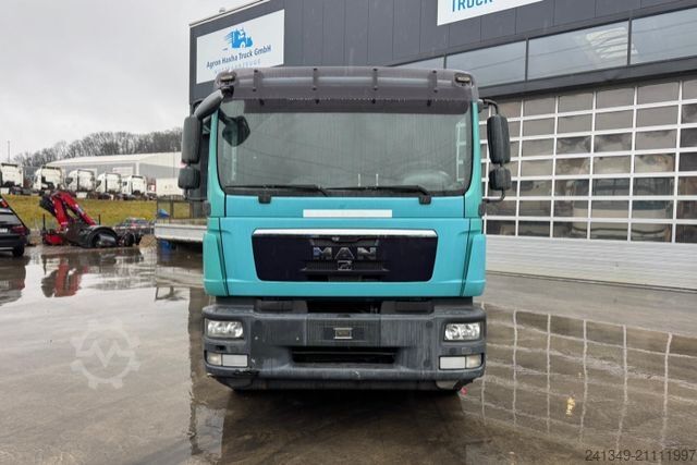 LKW mit Tankaufbau MAN TGM 18.340 4x2 11'950L