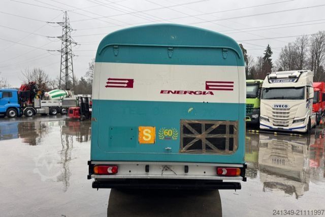 LKW mit Tankaufbau MAN TGM 18.340 4x2 11'950L