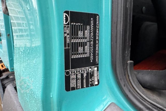 LKW mit Tankaufbau MAN TGM 18.340 4x2 11'950L