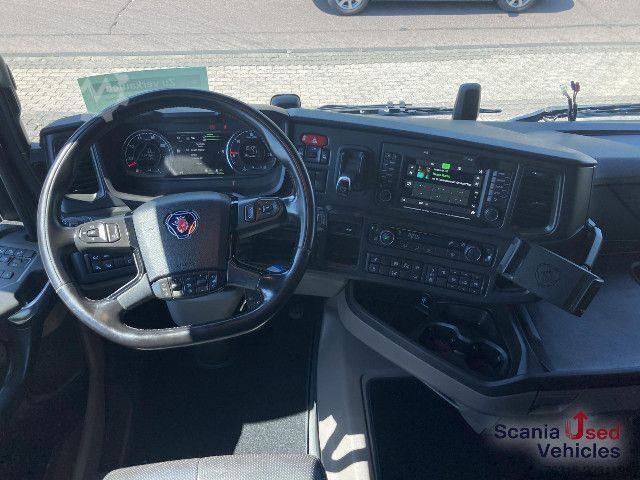 Standard tractor unit Scania R 460 - HIGHLINE - ALCOA - LEATHER - PTO