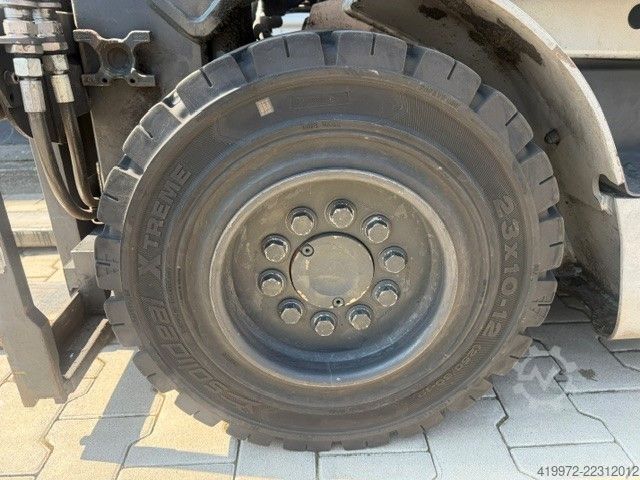 LPG Forklifts Still RX70-35T