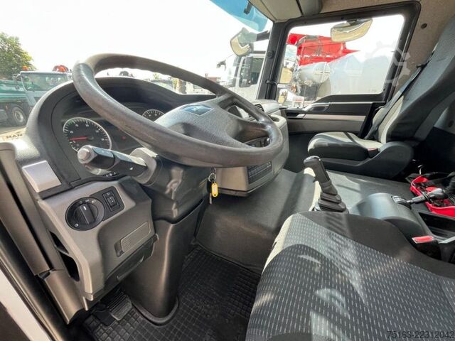 Tipper truck MAN TG-M 18.290 4x2 2-Achs Kipper Kran Funk 4xhydr+G