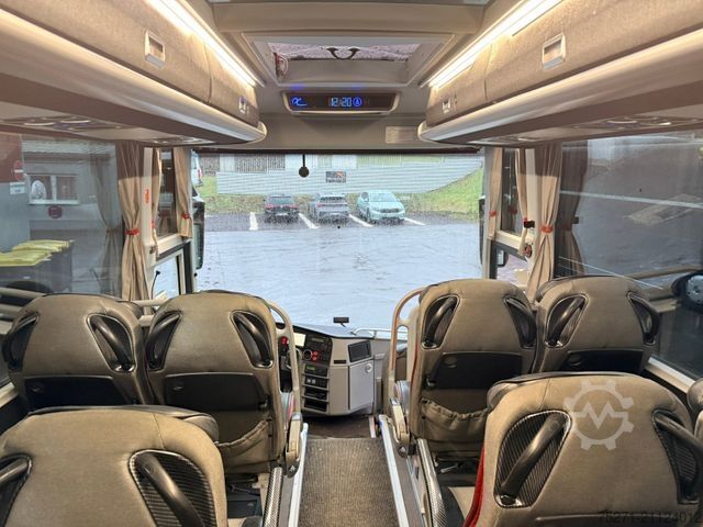 Reisebus VAN HOOL TX17 Acron | Panorama-Glasdach