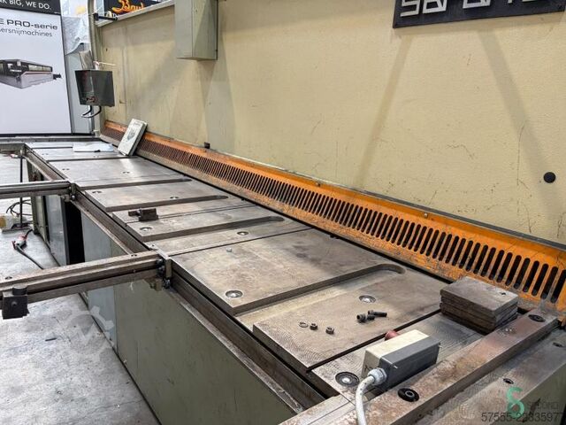 Sheet shears  Safan HVR 430-6 1997 Safan HVR 430-6
