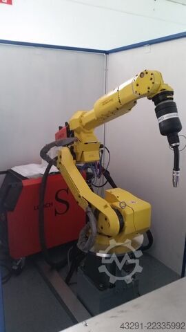 Industrial robot FANUC ArcMate 100/7L
