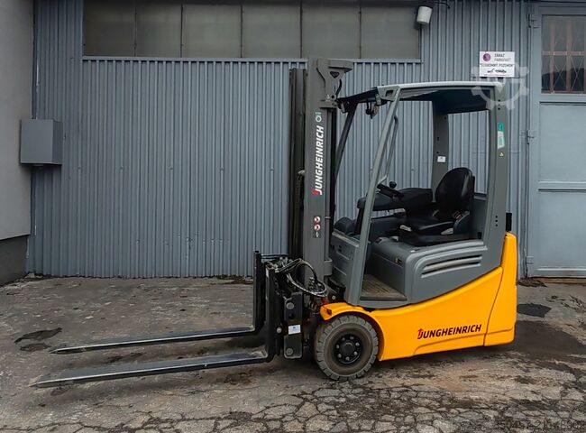 Elektrisch – 3 Räder Jungheinrich EFG 213 LI ION 2022y/ 3.3m/ 7752h/ 4v