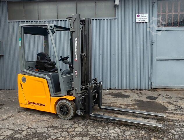 Elektrisch – 3 Räder Jungheinrich EFG 213 LI ION 2022y/ 3.3m/ 7752h/ 4v
