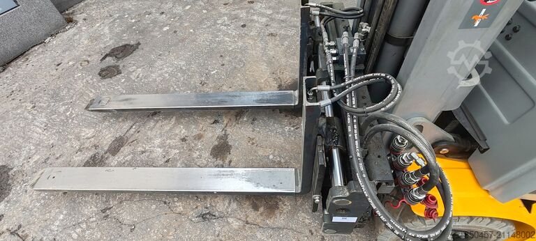 Elektrisch – 3 Räder Jungheinrich EFG 213 LI ION 2022y/ 3.3m/ 7752h/ 4v