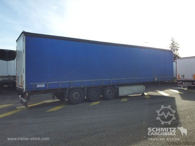 Open semitrailer with tarp Schmitz Cargobull Semitrailer Curtainsider Standard Hayon