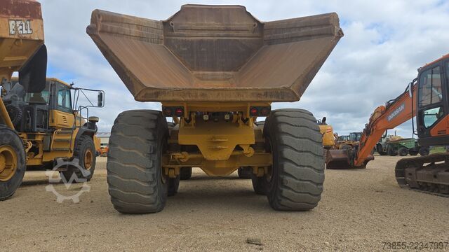 Articulated Dump Truck Bell ADT.B40D.6x6