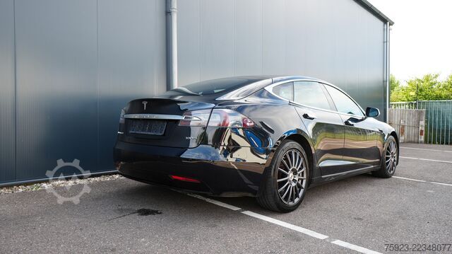 Passenger transportation TESLA MODEL S 100D