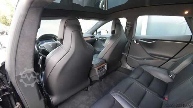 Passenger transportation TESLA MODEL S 100D