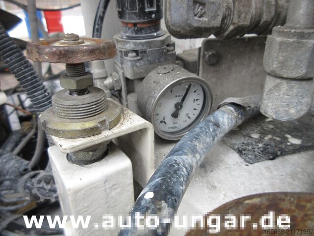 Straßenmarkierungsmaschine Euroliners Trassar 201A  Airless Roadmarking Markie