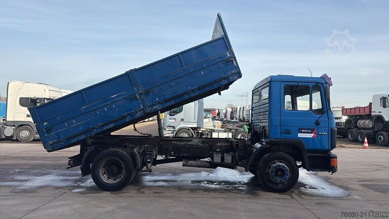 3-Seiten-Kipper MAN 17.232 (6 CYLINDER / MANUAL PUMP / PÖMPE MANUELLE)