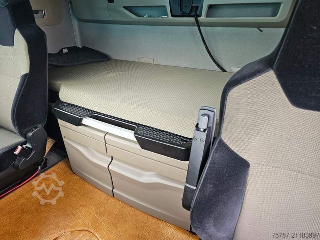 Standard SZM MAN 18.470 TGX,2 Kreis-Hydraulik,Retrader,20.500 Kg