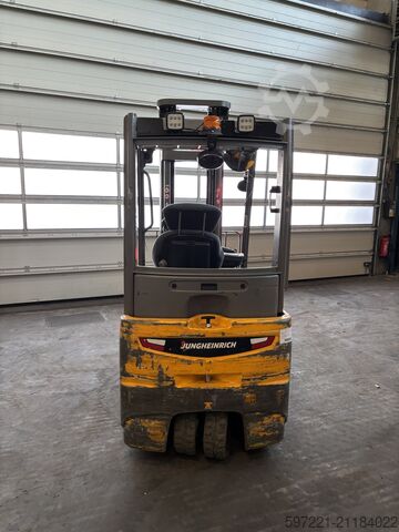 Elektrisch – 3 Räder Jungheinrich EFG218K
