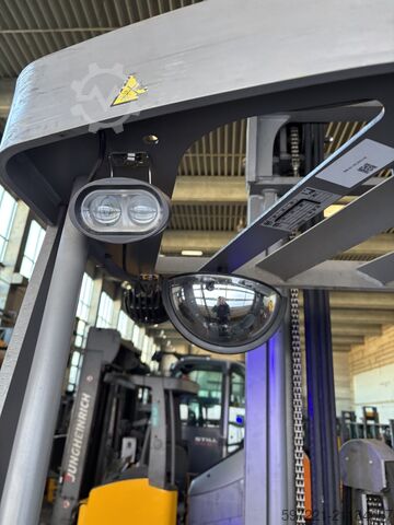 Schubmaststapler Jungheinrich ETV 214