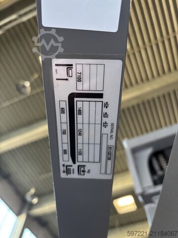 Schubmaststapler Jungheinrich ETV 214