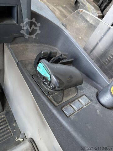 Schubmaststapler Jungheinrich ETV 214