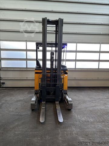 Schubmaststapler Jungheinrich ETV 214