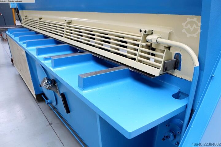 Plate Shear - Hydraulic HACO HSLX 3006
