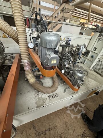Kantenanleimmaschine SCM Stefani Solution 106