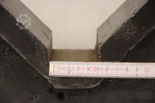 Prism block 90° 2 pieces Stahl 380/102/H240 mm