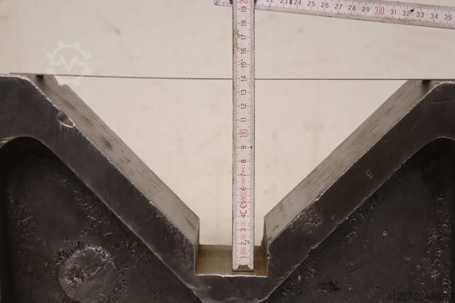 Prism block 90° 2 pieces Stahl 380/102/H240 mm