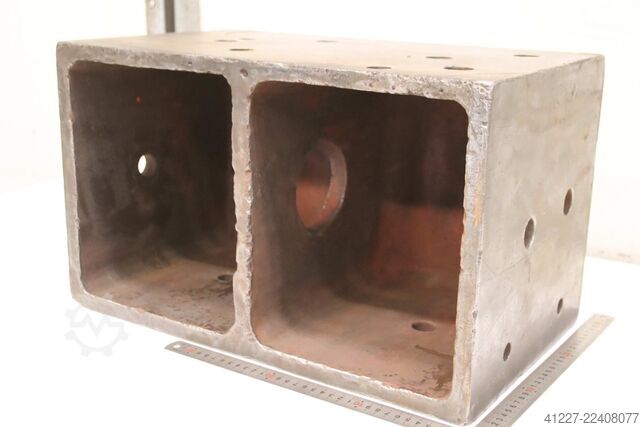 Mounting cube Guss 500/300/H300 mm
