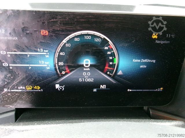 LKW mit Getränkeaufbau MERCEDES-BENZ 2646 Actros*7,7 m Schwenkwand*Lift/Lenk*LBW*Navi