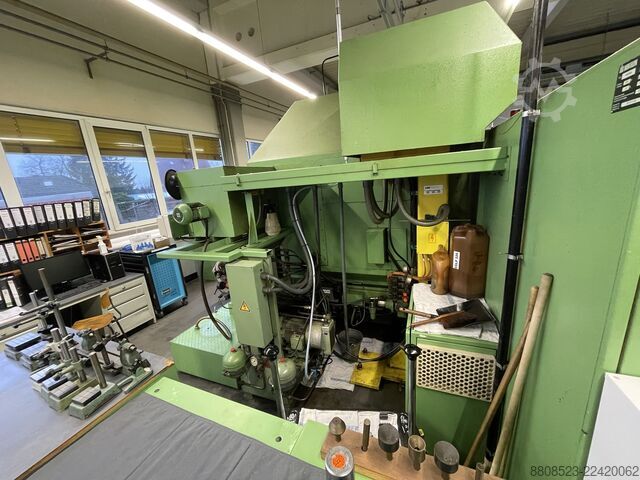 Gear hobbing machine Mikron A35 CNC