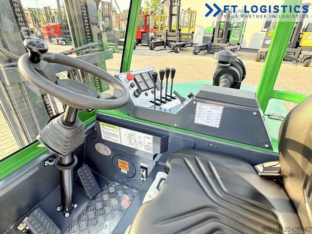 4-way forklift Combilift CB3000 DIESEL TRIPLEX 4900 POSITIONER