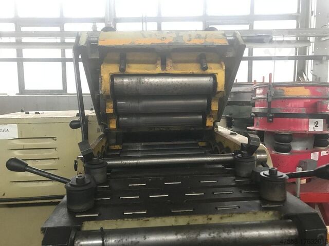 Roller leveller with feed unit WMW - BAD SALZUNGEN MAR 250/2