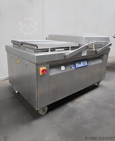 Meat processing machine Multivac Sous-videuse C500