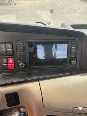 Tipper with crane MAN TGS 35.460 BL - HIAB X-HIDUO 228 E-3 (DAMAGED)