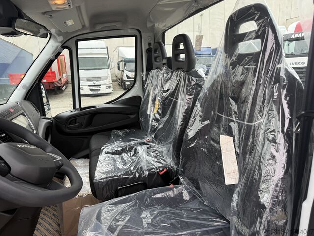 Fahrgestell mit Fahrerhaus (Kastenwagen) Iveco daily 35-160