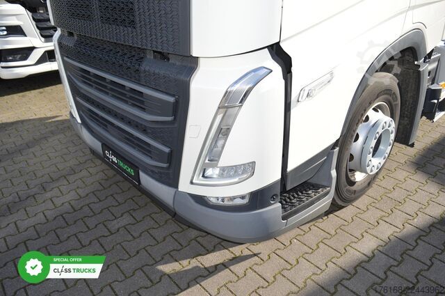 Standard tractor unit VOLVO FH 500 Globetrotter XL