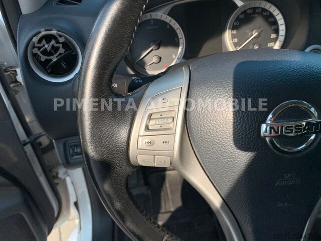 Pick-up van NISSAN Navara NP300 4x4 190PS Ausbau Regal  3,5t AHK