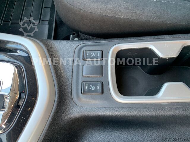 Pick-up van NISSAN Navara NP300 4x4 190PS Ausbau Regal  3,5t AHK