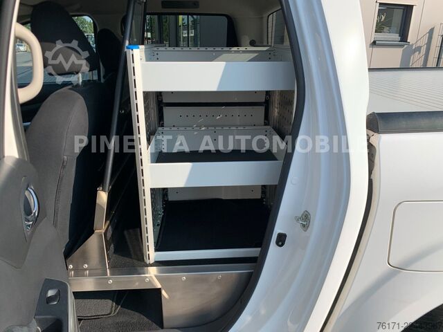 Pick-up van NISSAN Navara NP300 4x4 190PS Ausbau Regal  3,5t AHK