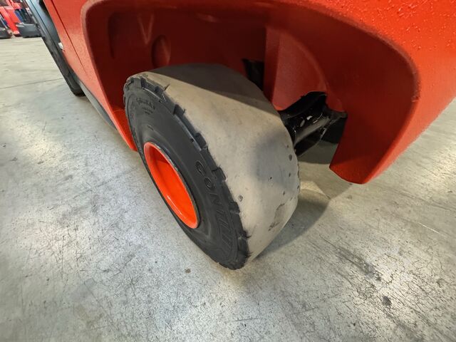 Gabelstapler Linde H 35T-01 [ID: 241]