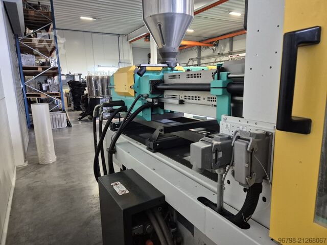 Injection molding machine Arburg GOLDEN EDITION 470-1500-400  2012